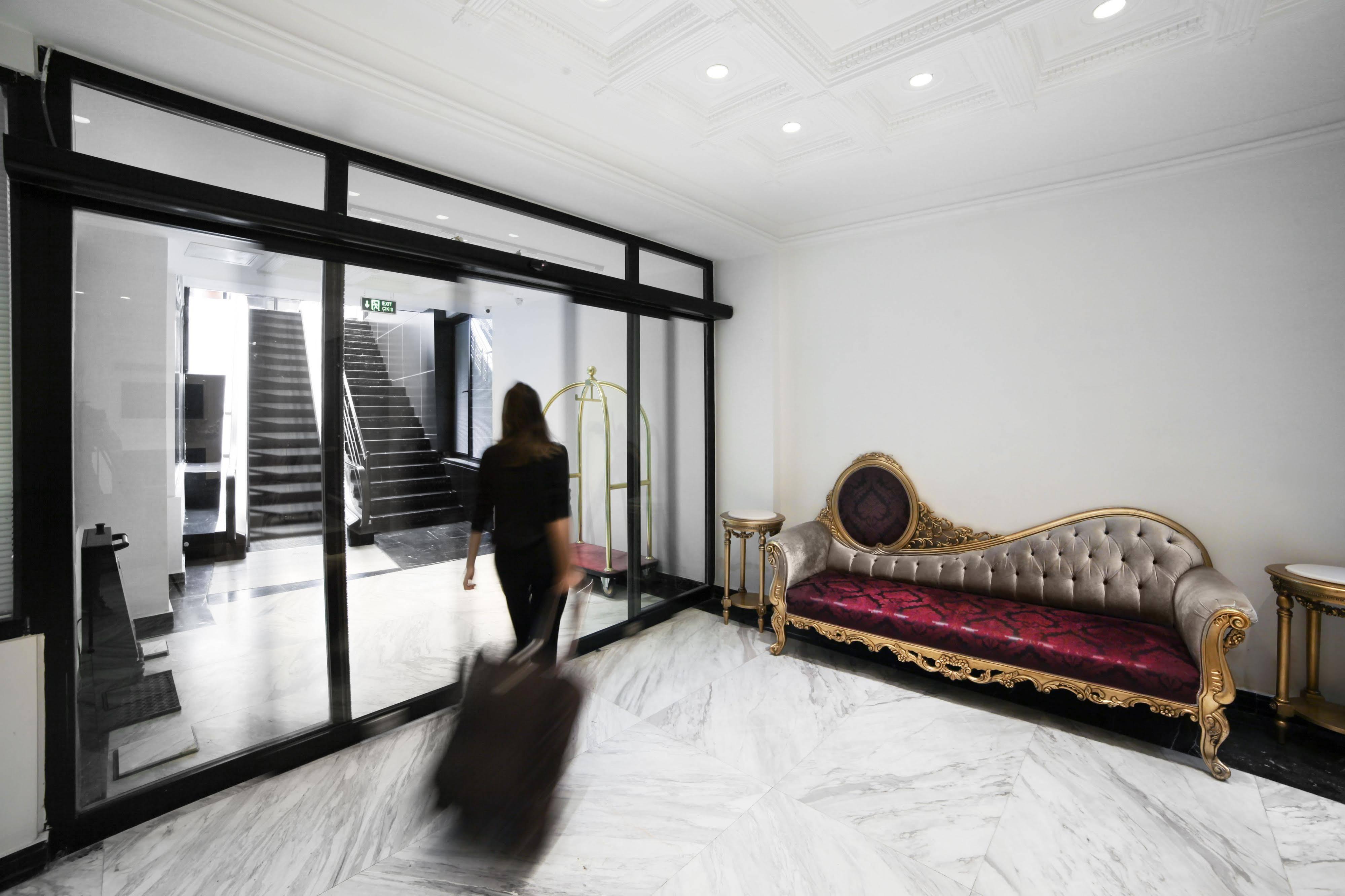 White Monarch Hotel Istanbul Exterior foto