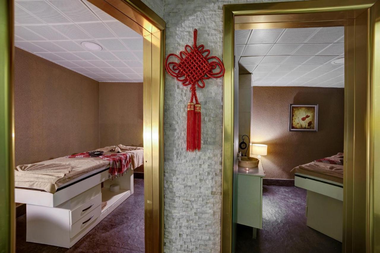 White Monarch Hotel Istanbul Exterior foto